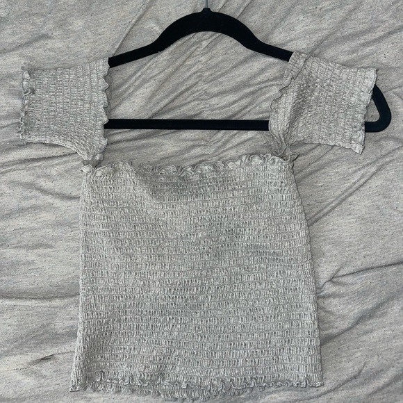 Off the shoulder top - Picture 1 of 5